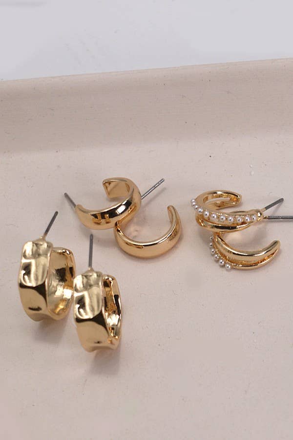 TRIO ROUND PEARL HUGGIE HOOP EARRINGS | 80E2570: GOLD