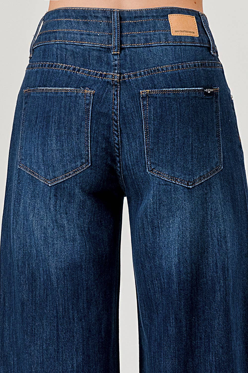 Mid Rise Wide Leg Jeans With Fray Hem
