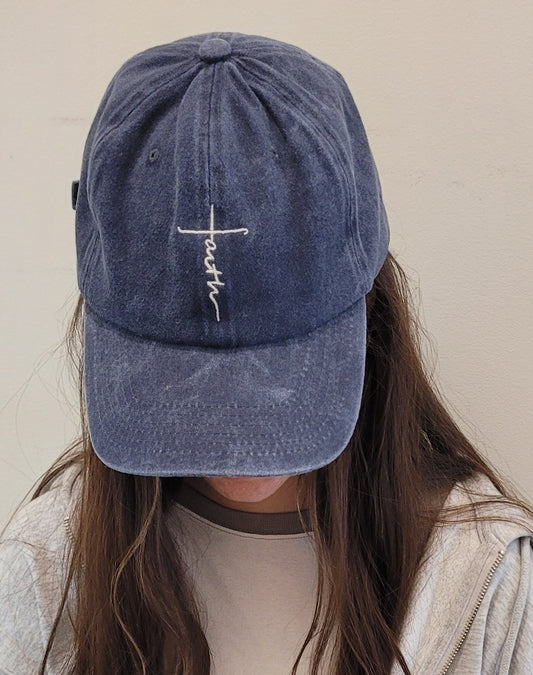 Faith Embroidered Washed Baseball Cap: NAVY / ONE