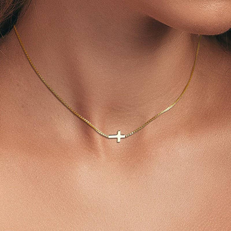 CROSS NECKLACE