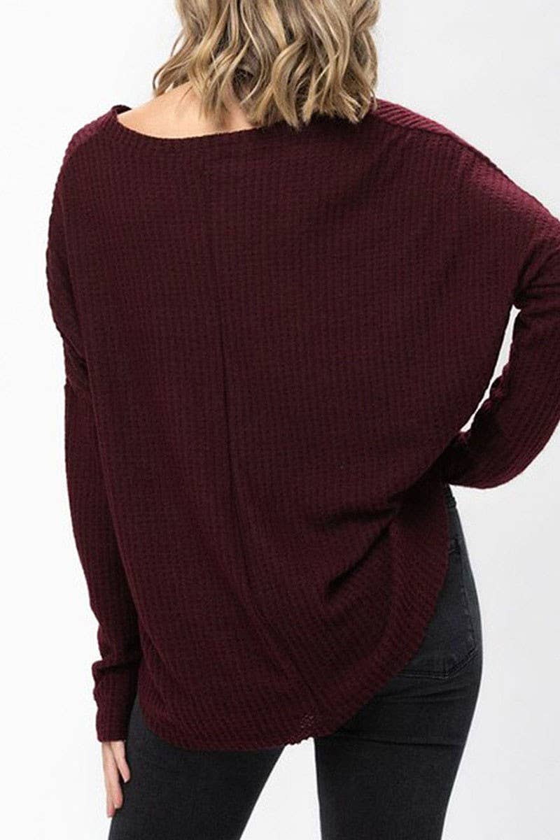 V-NECK BUTTON UP HIGH-LOW TUNIC WAFFLE BLOUSE: Burgundy