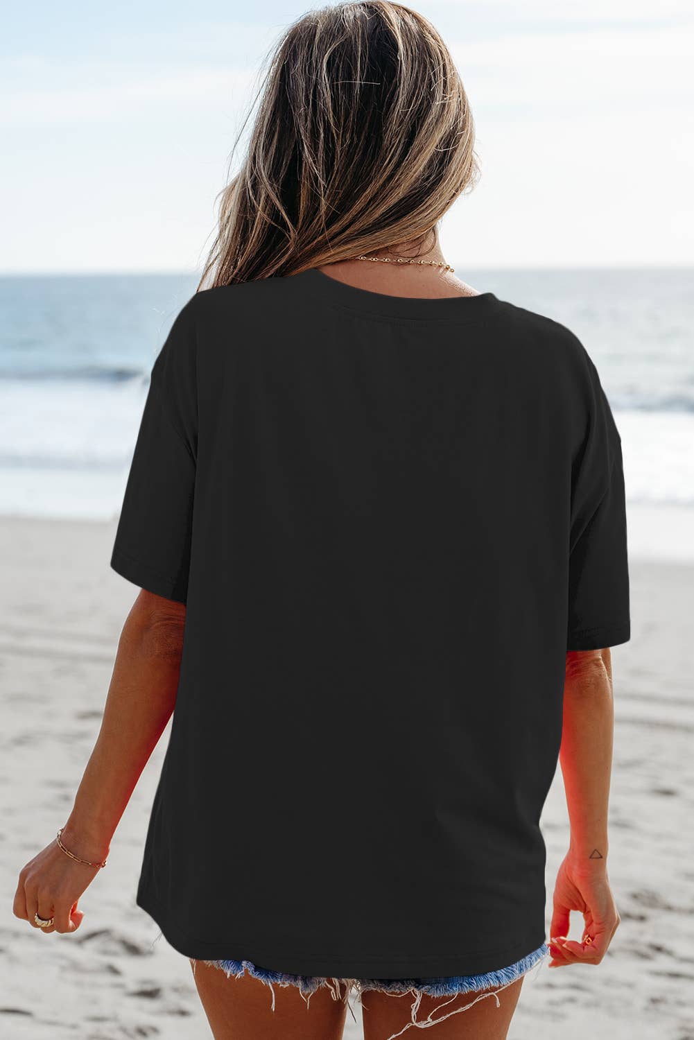 MAMA Graphic Neon T Shirt: Black / S