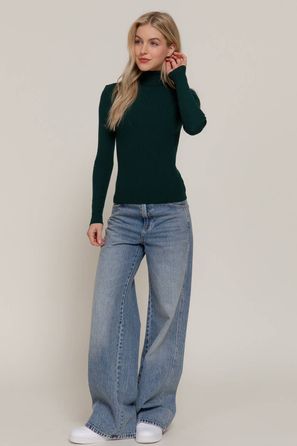 Turtle Neck Rib Sweater Top: Hunter Green