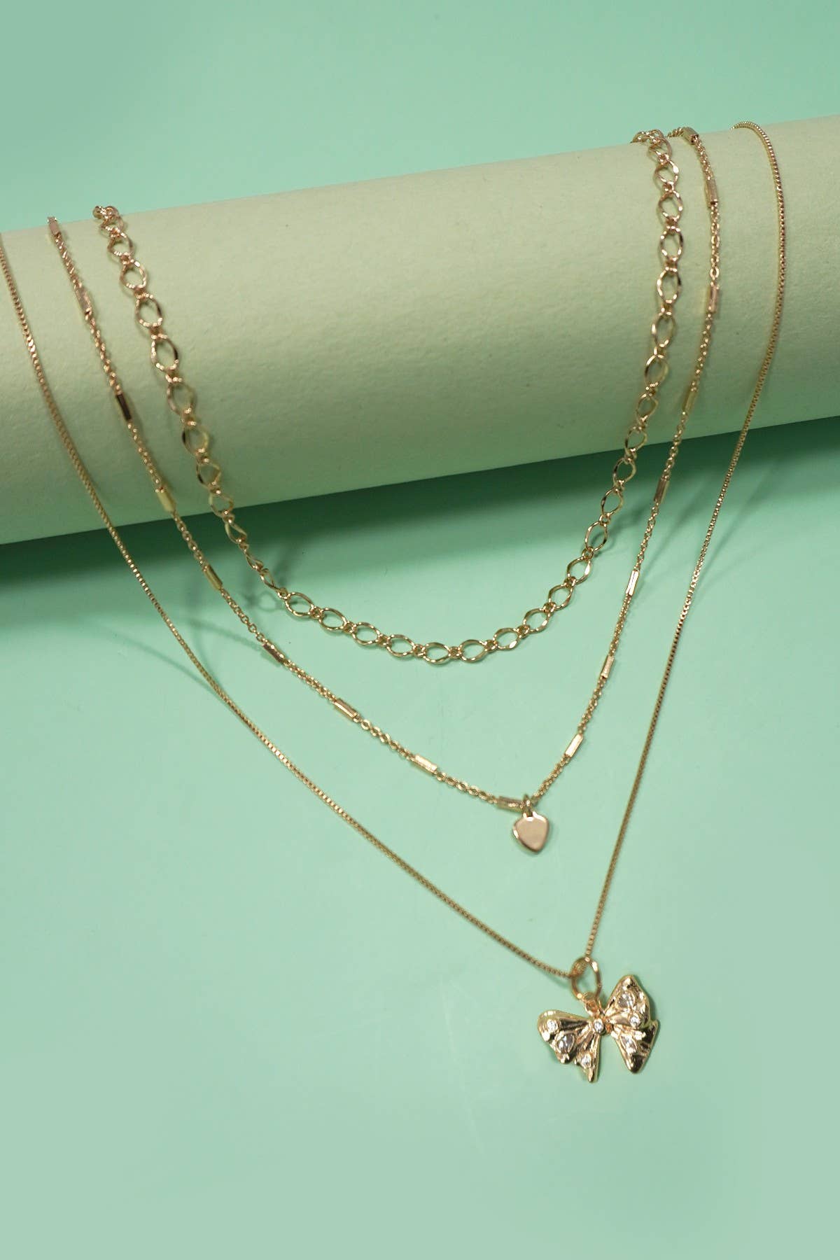 MULTI LAYERED BOW HEART NECKLACE | 80N1274: GOLD