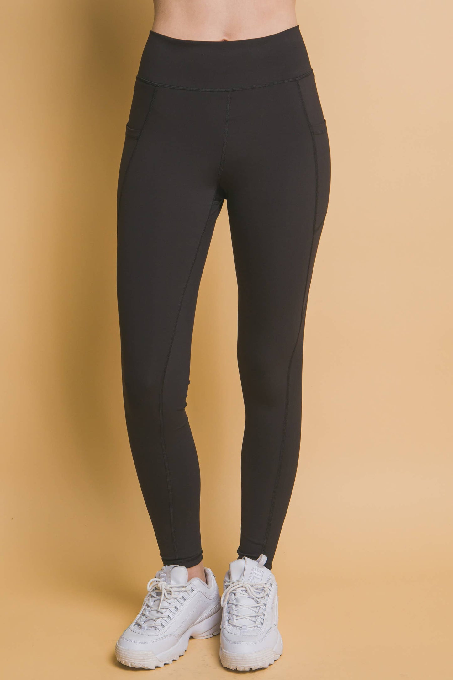 High Waisted Leggings w/ pockets: BLACK