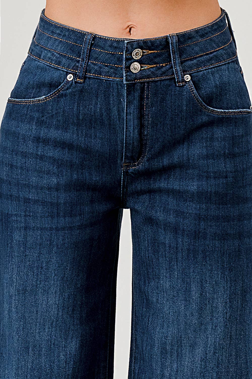 Mid Rise Wide Leg Jeans With Fray Hem