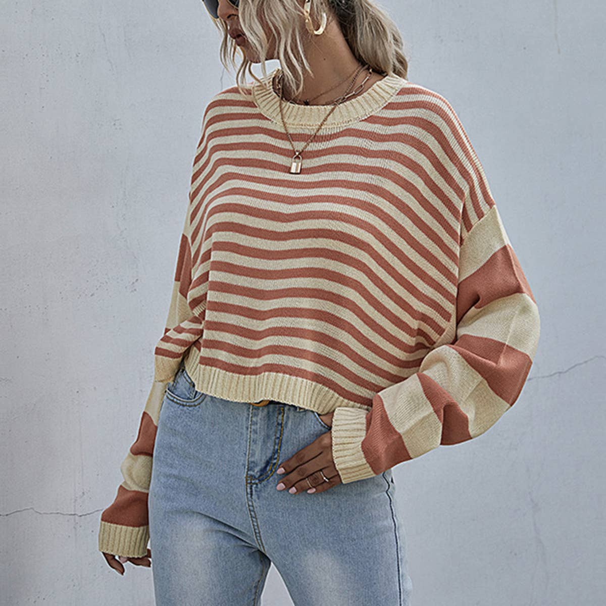 STRIPED PULLOVER SWEATER