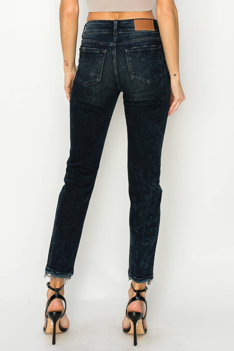 MID RISE CIGARETTE JEANS : DARK
