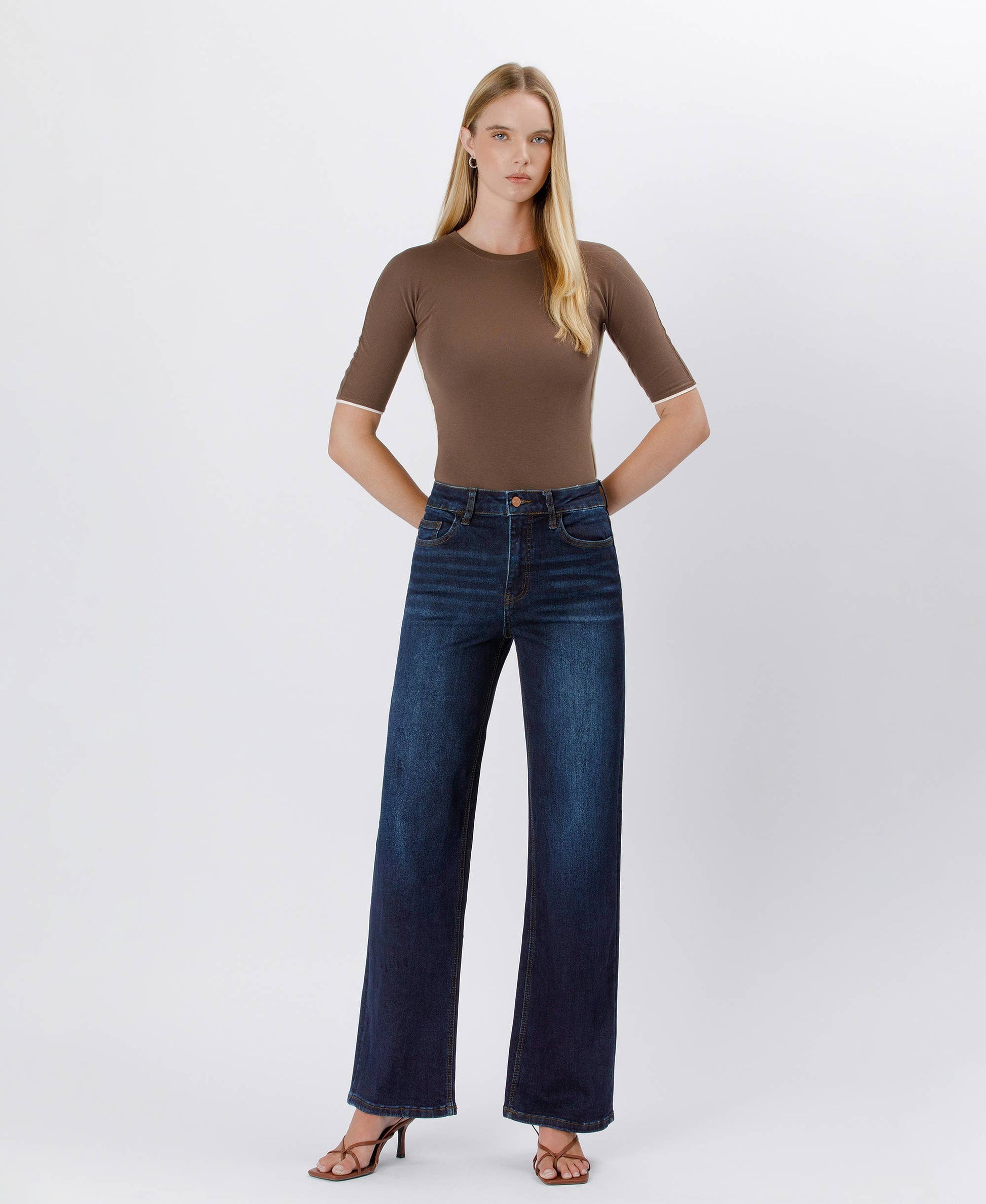 90'S VINTAGE SUPER HIGH RISE DARK WASH LOOSE JEANS