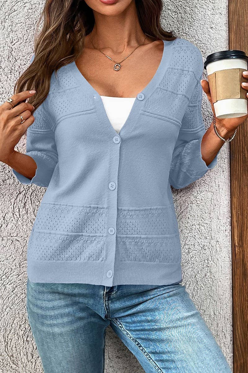 THREE-QUARTER SLEEVE KNIT CARDIGAN: LIGHTBLUE