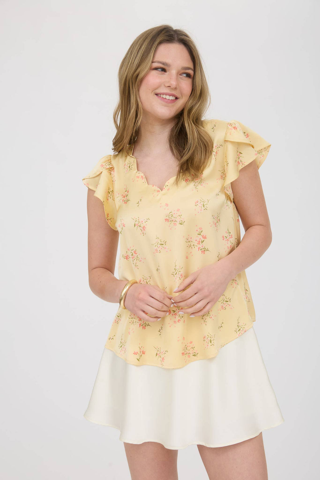 FLORAL SCALLOP SATIN BLOUSE: YELLOW