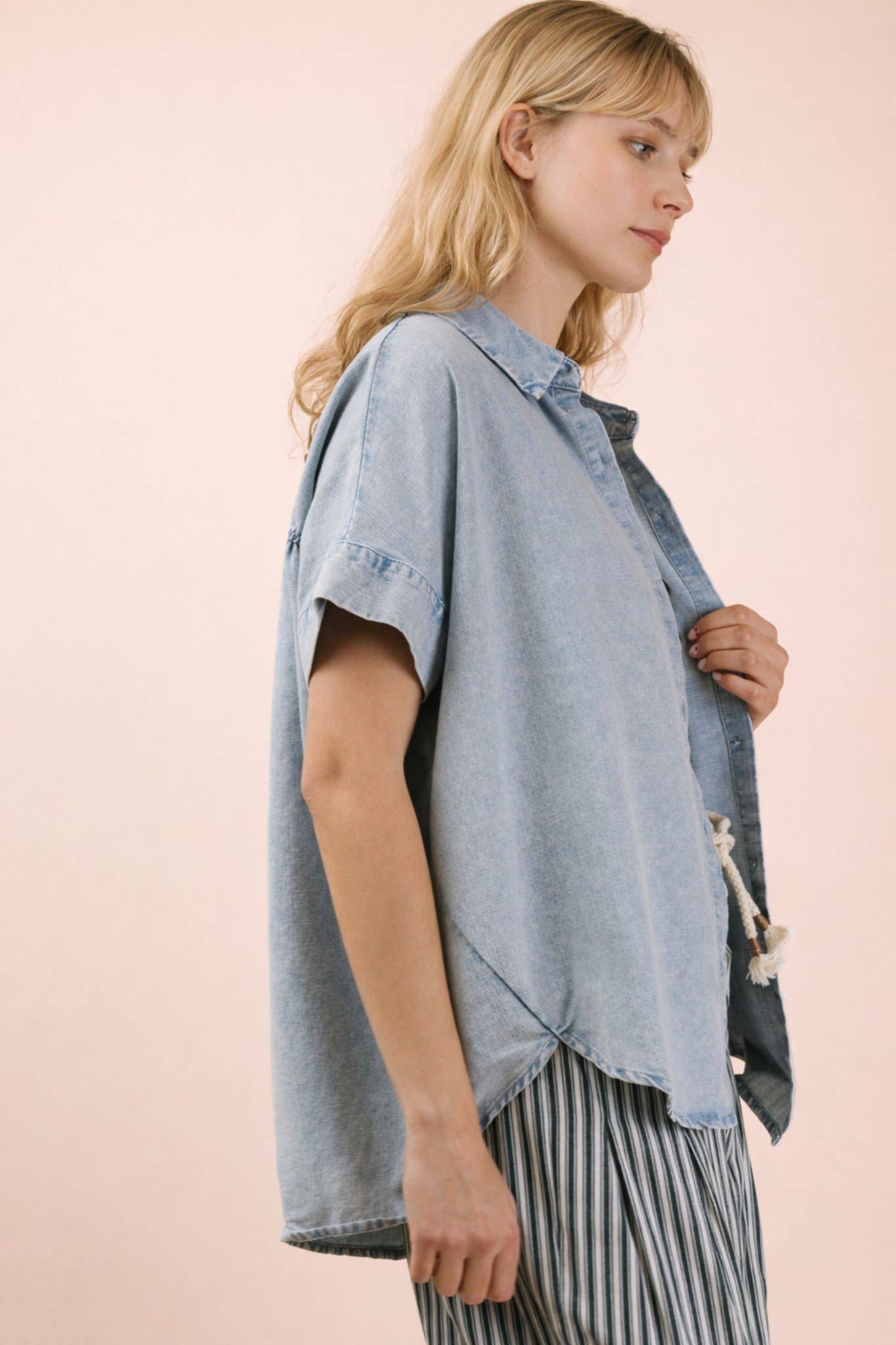 Mineral Washed Chambray Oversized Shirt Top: LT INDIGO