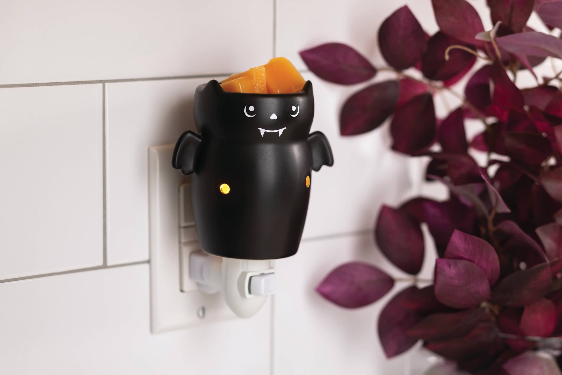 Bat Pluggable Fragrance Warmer