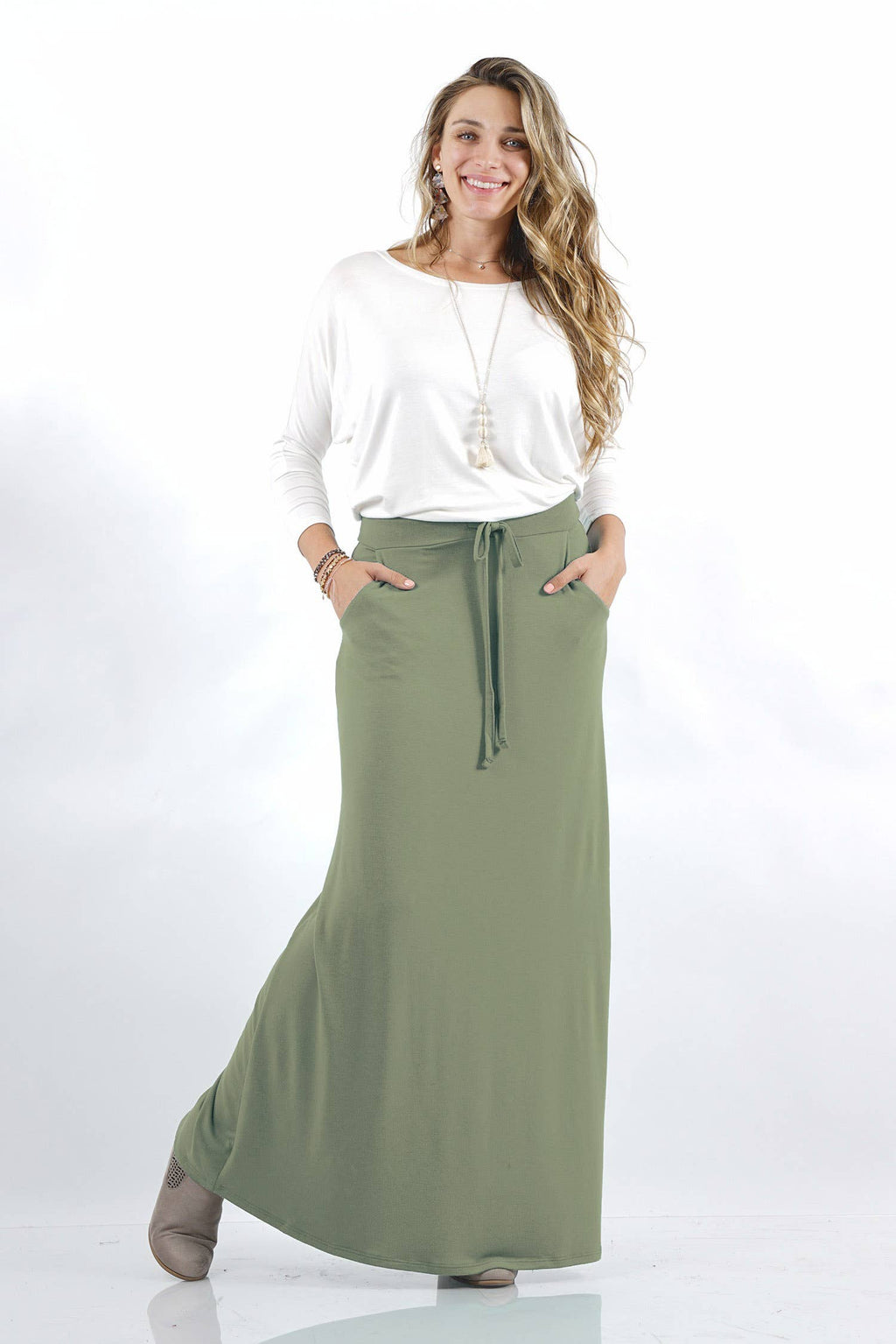 Plus size Maxi Skirt w\ pockets