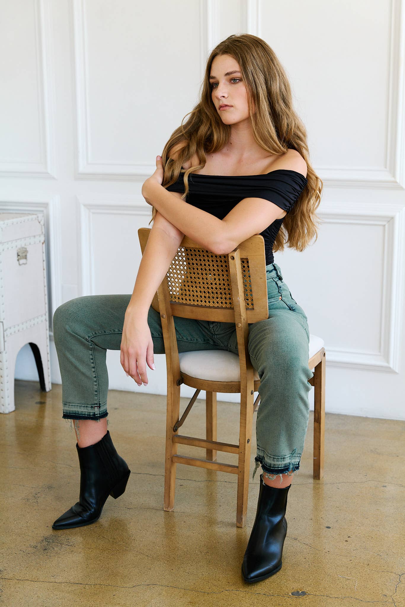 TUMMY CONTROL HIGH RISE SLIM STRAIGHT JEANS