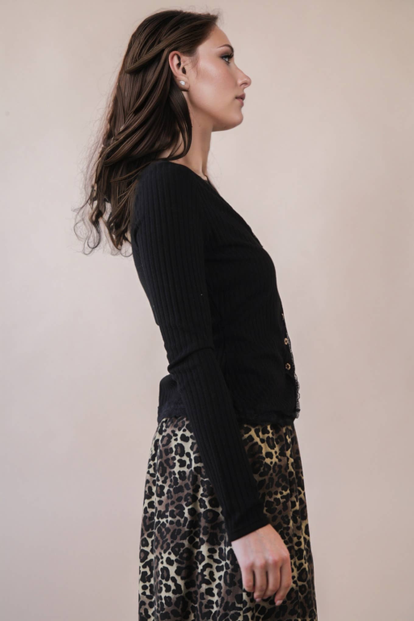 Lace Trim Fitted Knit Top