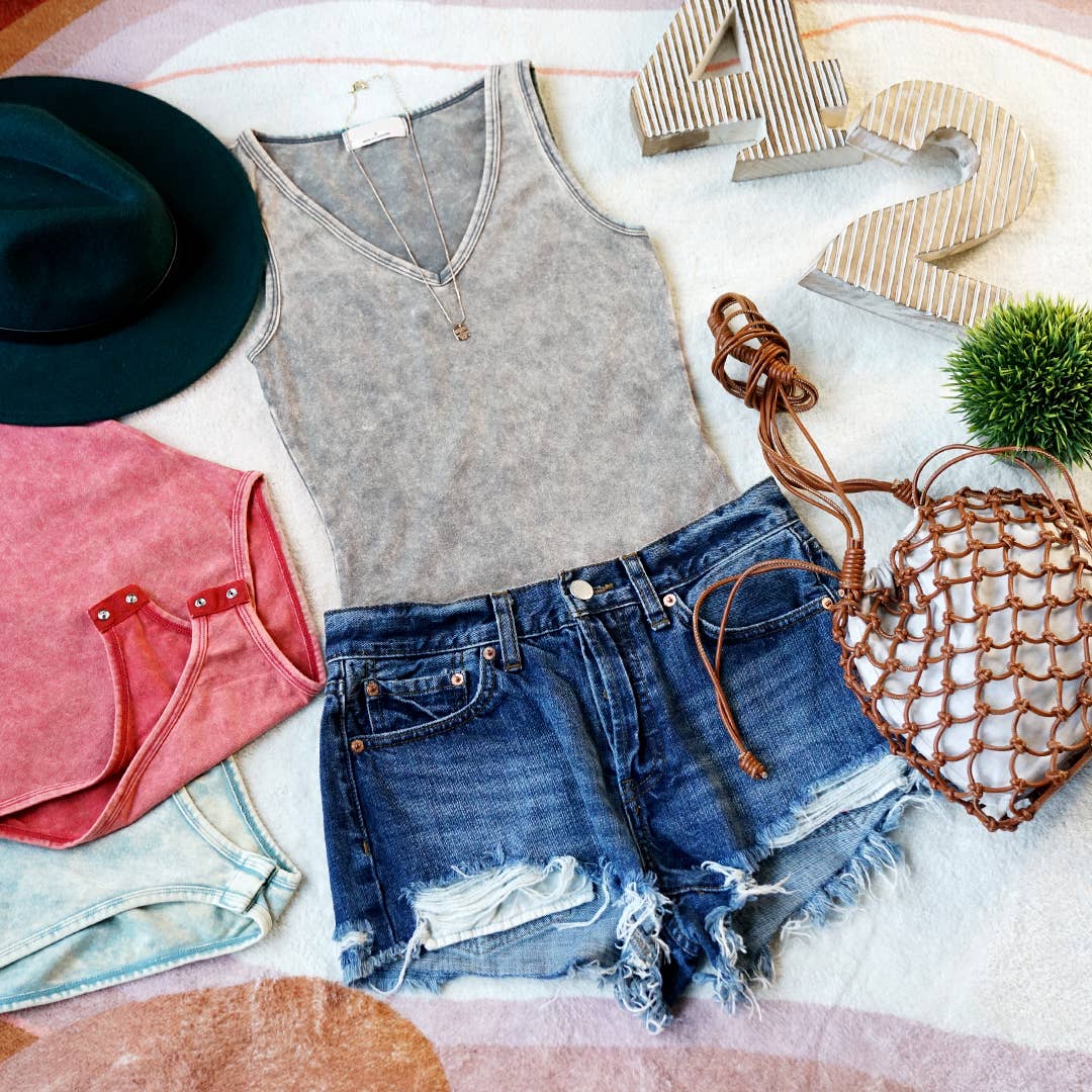 Mineral Washed cotton bodysuit w/ snap button