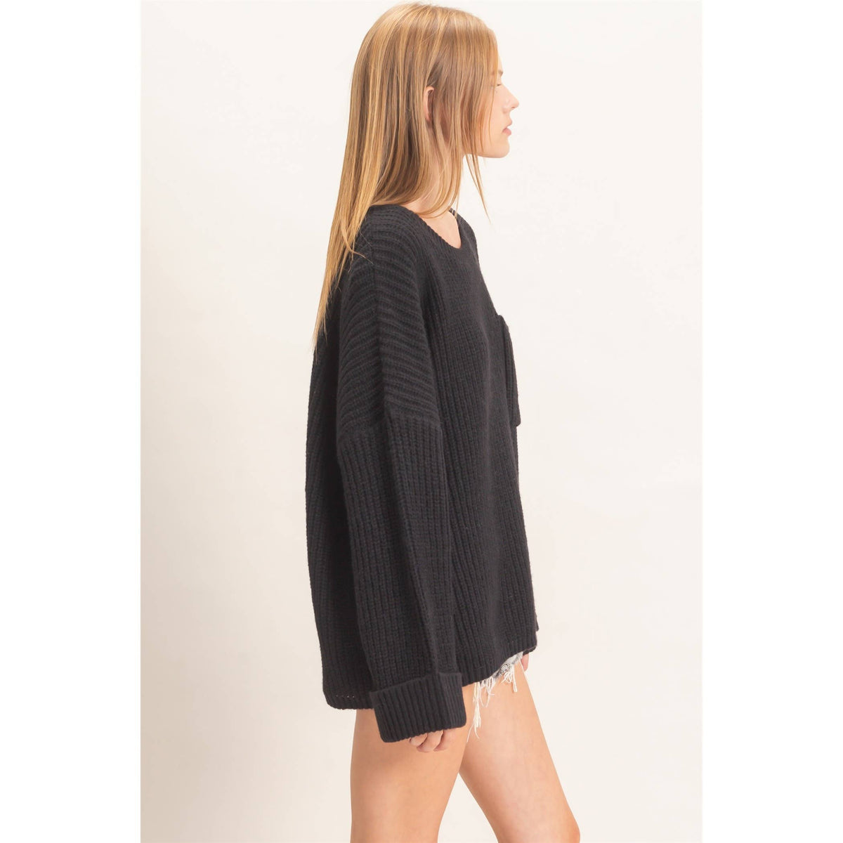 Ribbed Knit Patch Pocket Sweater: BLACK