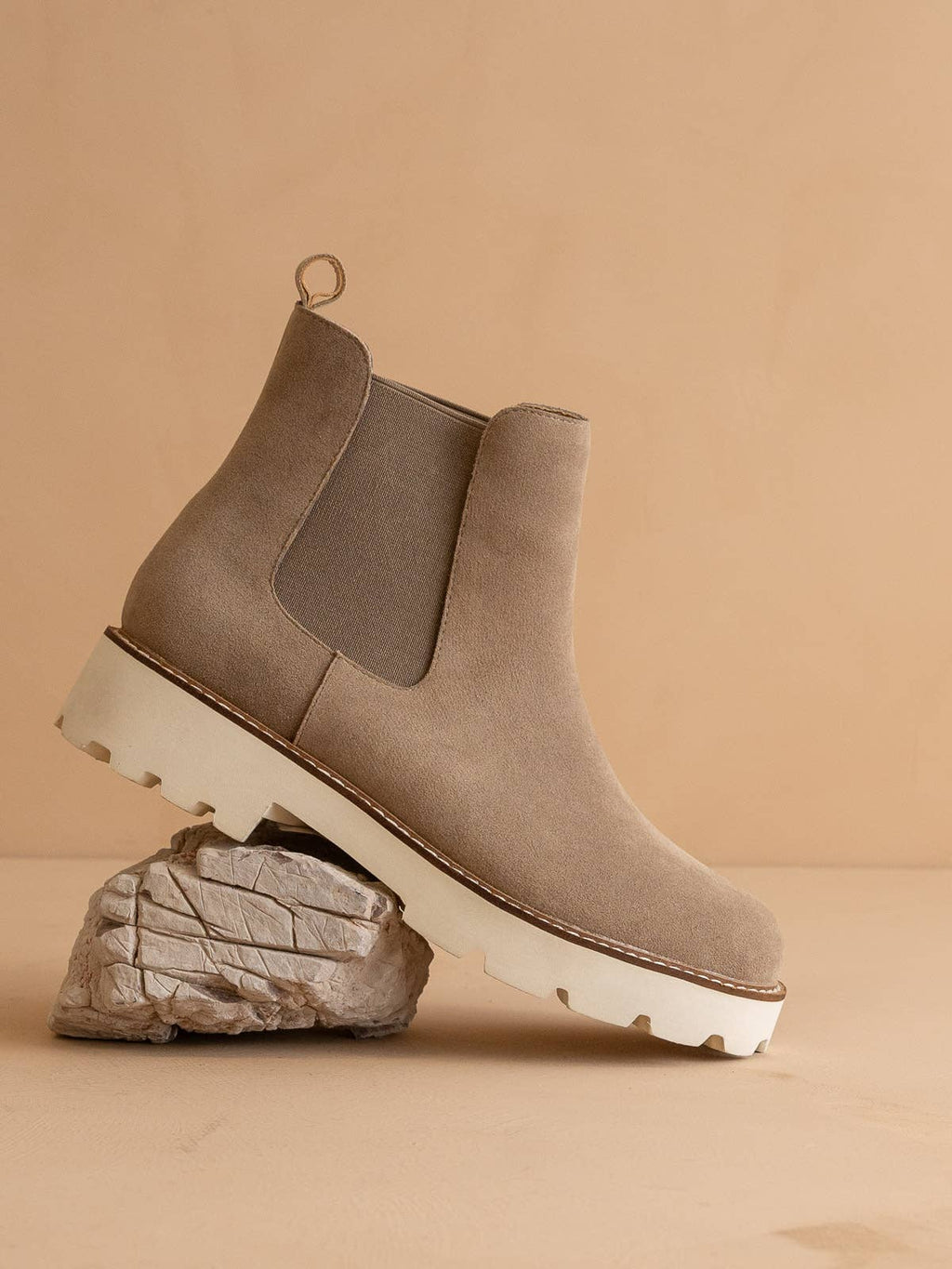 The Gianna Khaki | Chunky Sole Chelsea Boot: Khaki