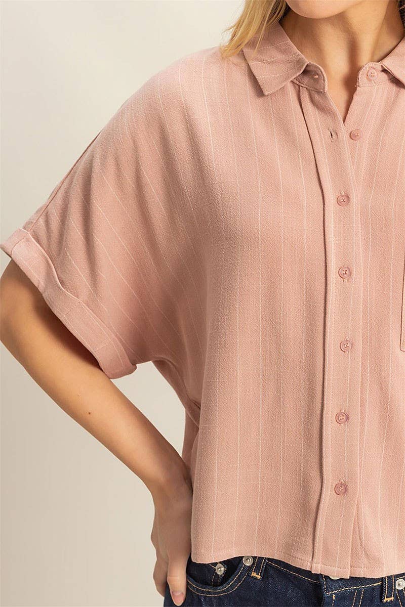 SHORT SLEEVE BUTTON UP TOP: MAUVE