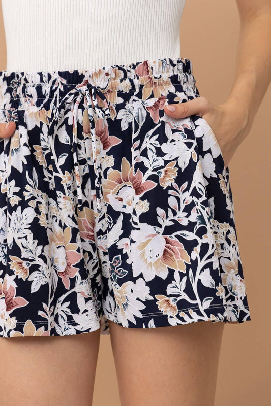 Wrinkle-Free Floral Short