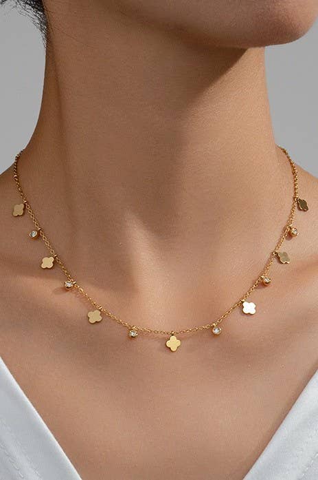 TITANIUM  STEEL NON-TARNISH MINI CLOVER NECKLACE: Gold