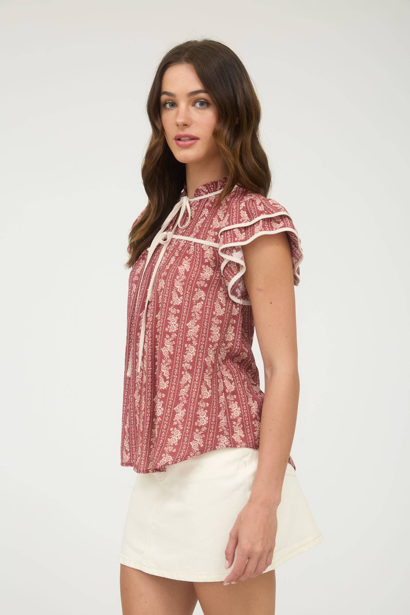 STRIPE FLORAL PATTERN TIE FRONT RUFFLE TOP: BURGUNDY