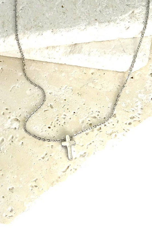 CLASSIC CROSS NECKLACE