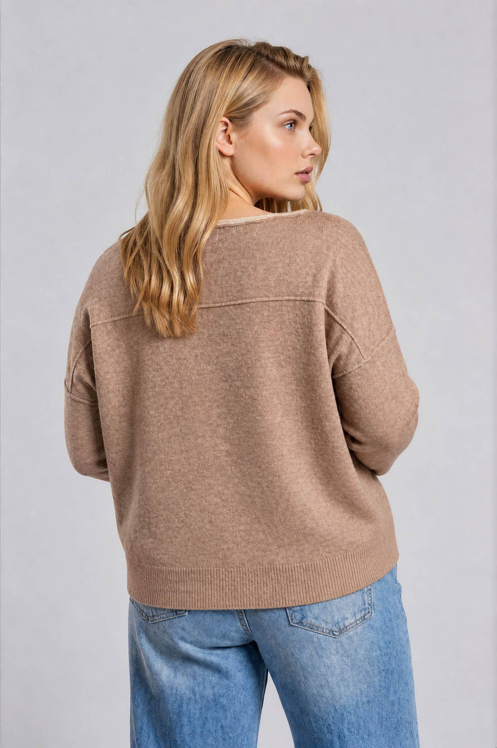 CONTRAST TRIM SWEATER : MOCHA