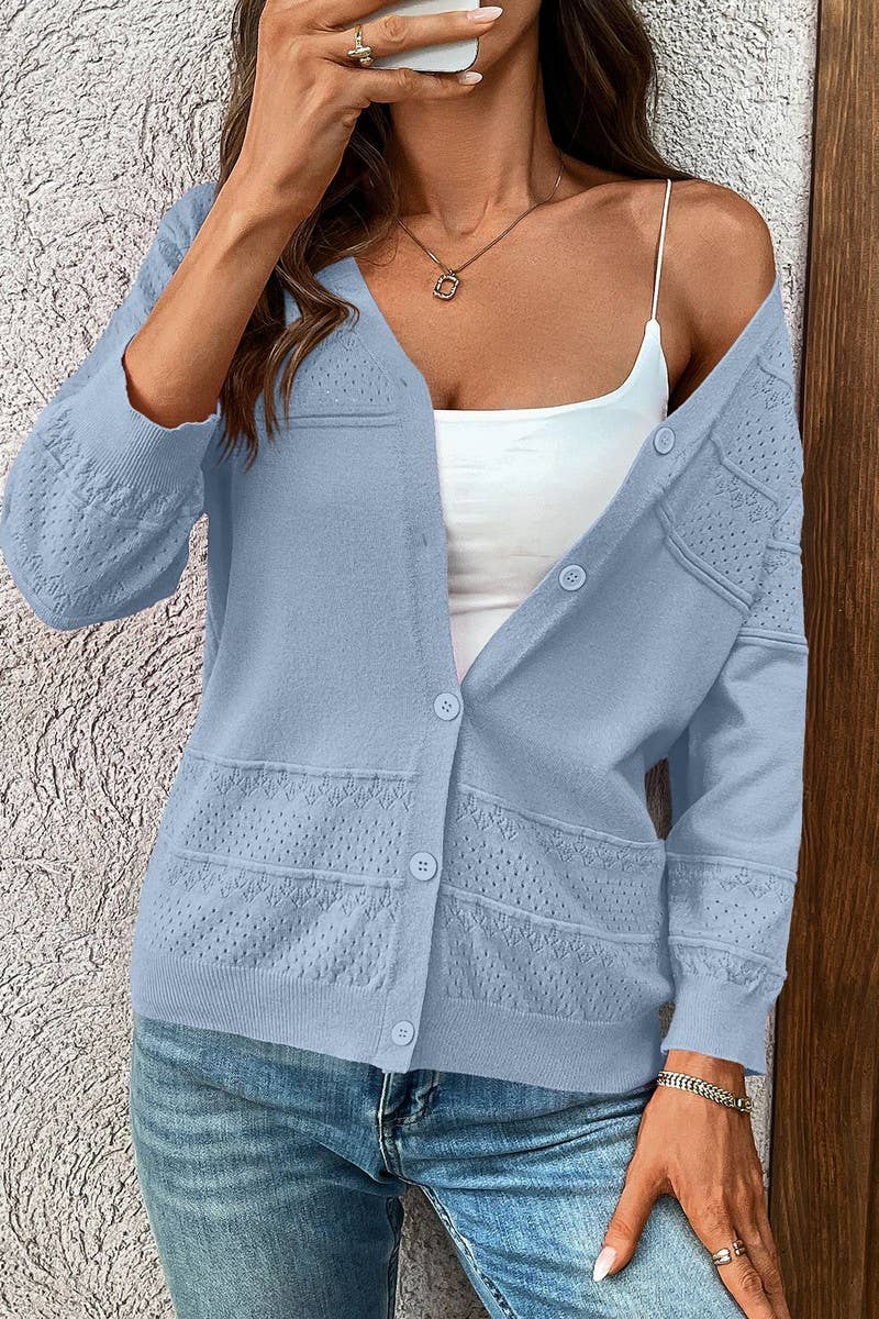 THREE-QUARTER SLEEVE KNIT CARDIGAN: LIGHTBLUE