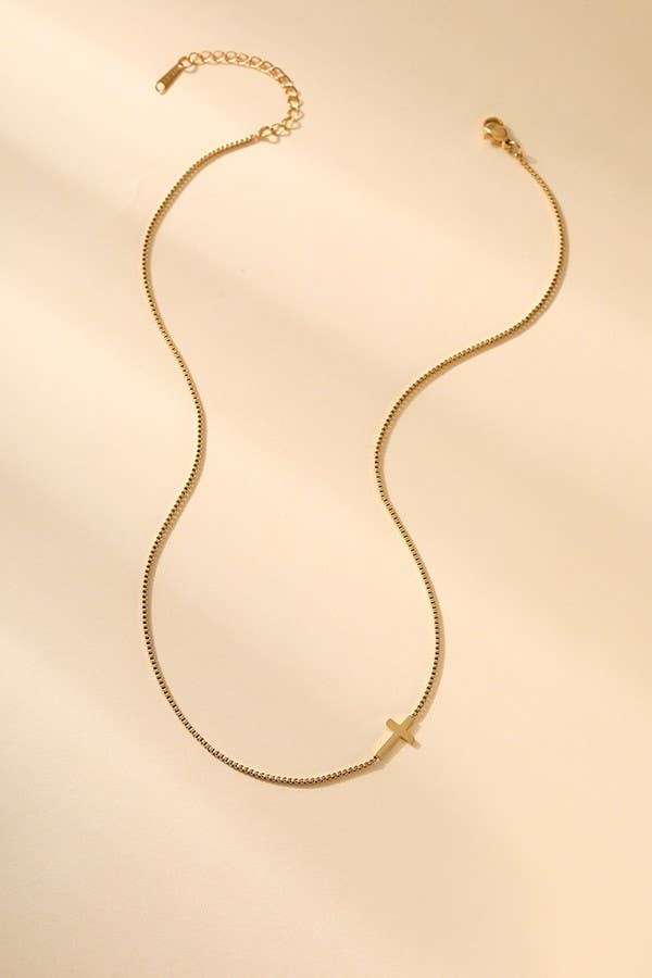 CROSS NECKLACE
