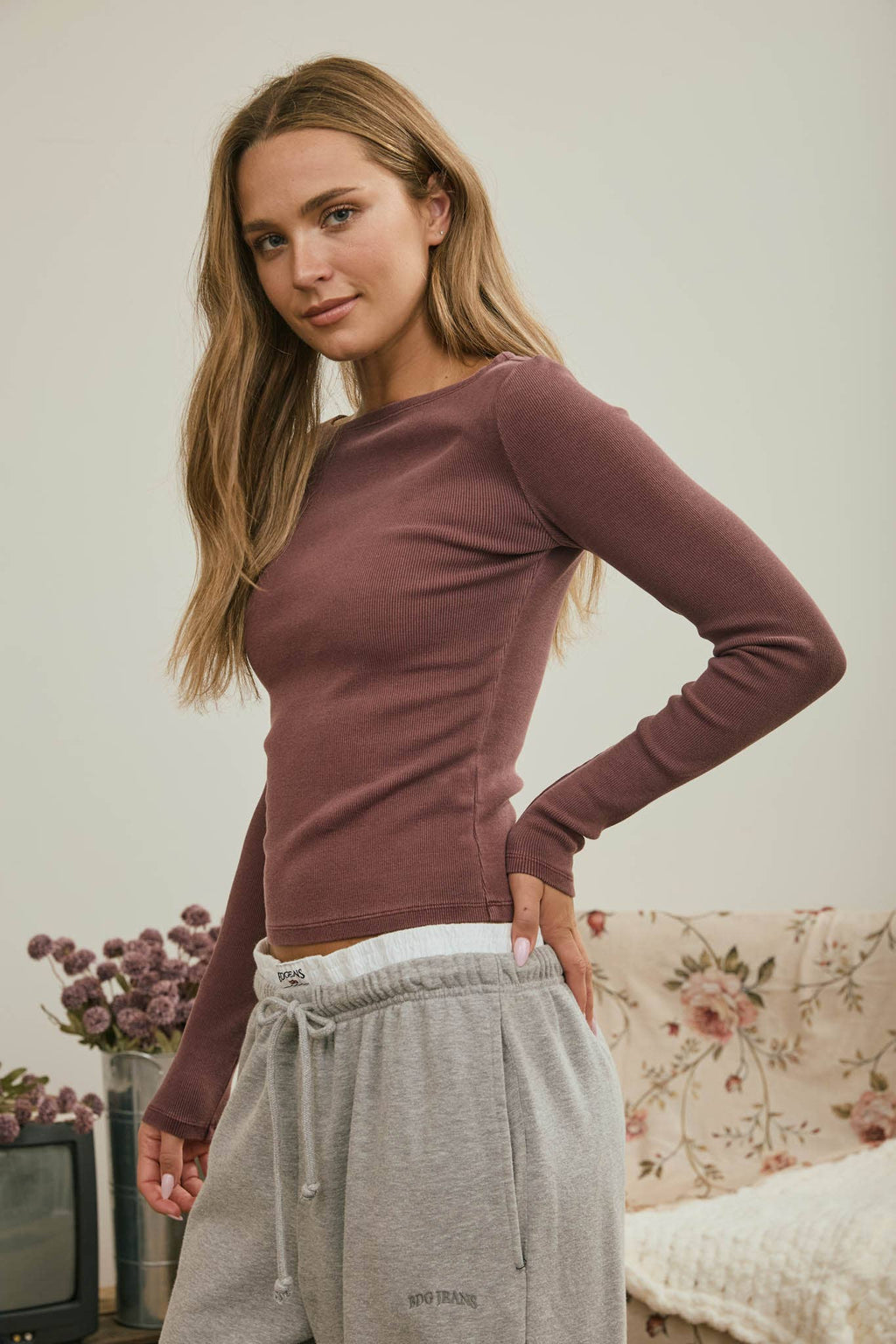 BOAT NECK LONG SLEEVE RIBBED KNIT TOP