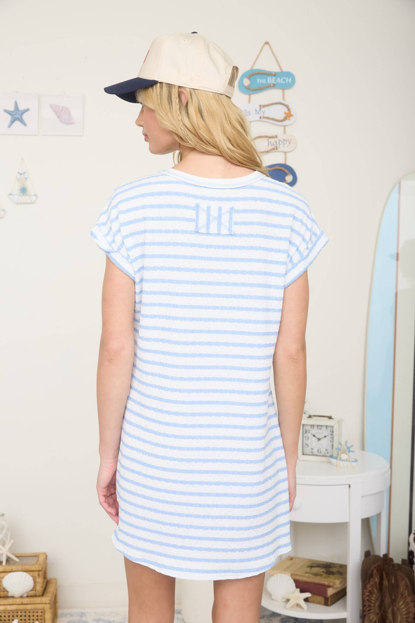 TEXTURED STRIPE SHORT SLEEVE KNIT T-SHIRT DRESS: LIGHT BLUE