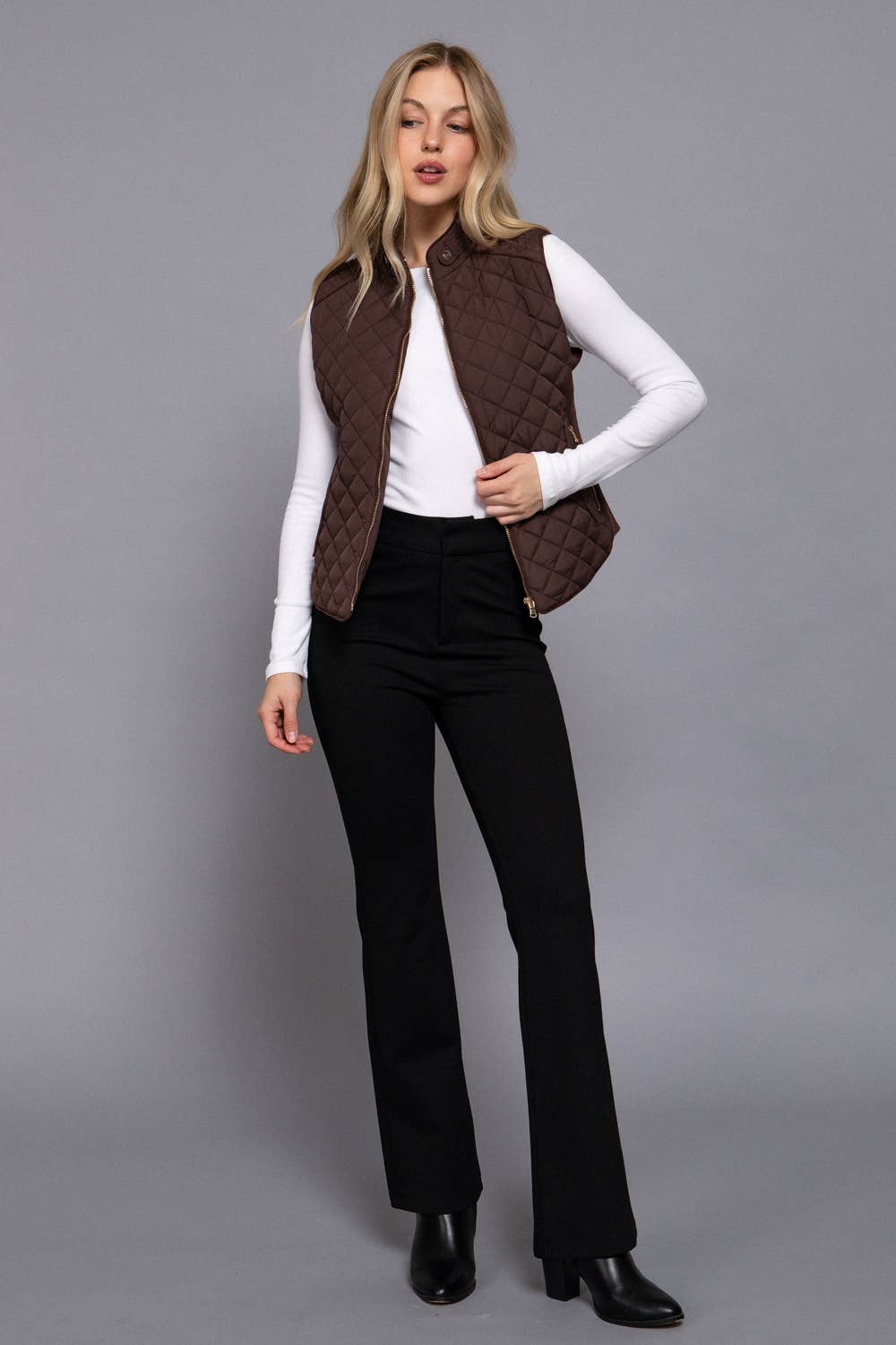 Suede Piping Quilted Padding Vest: Chocolate