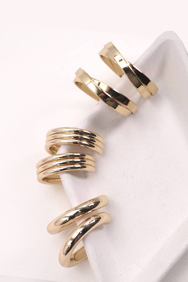 MULTI HOOP TRIO EARRINGS : Gold