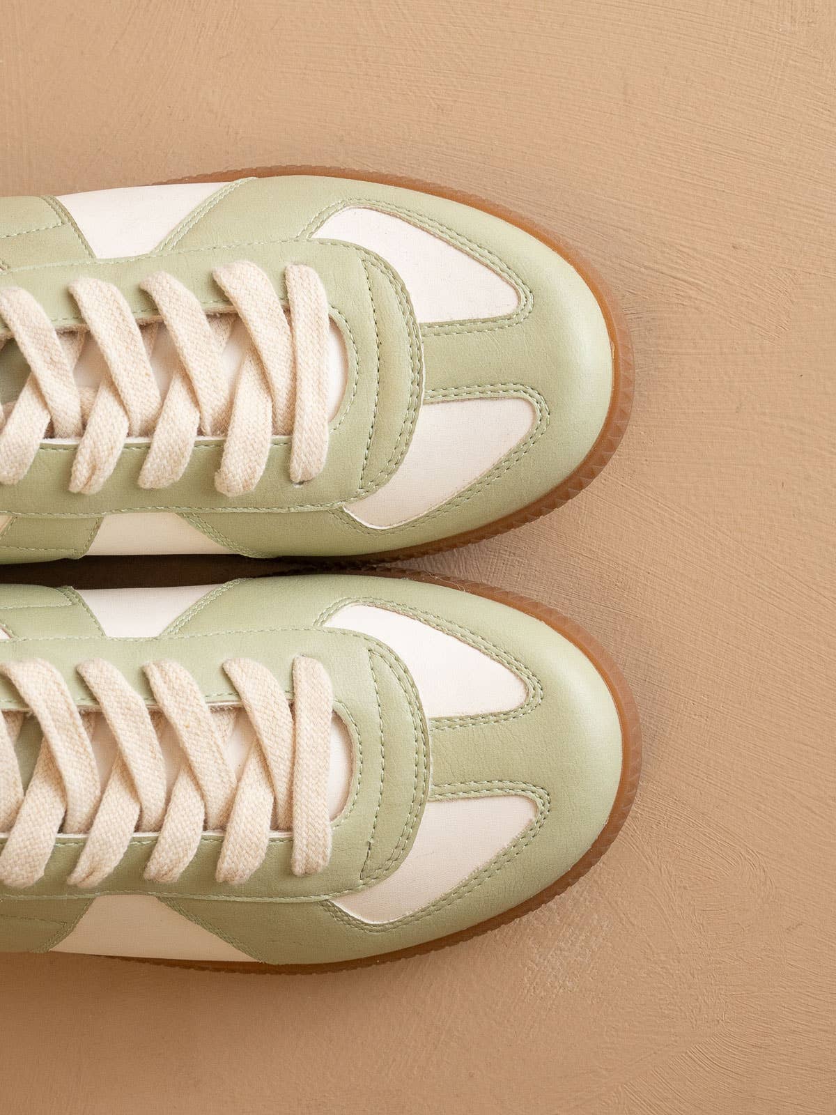 The Noelle Mint | Low Top Sneaker: MINT
