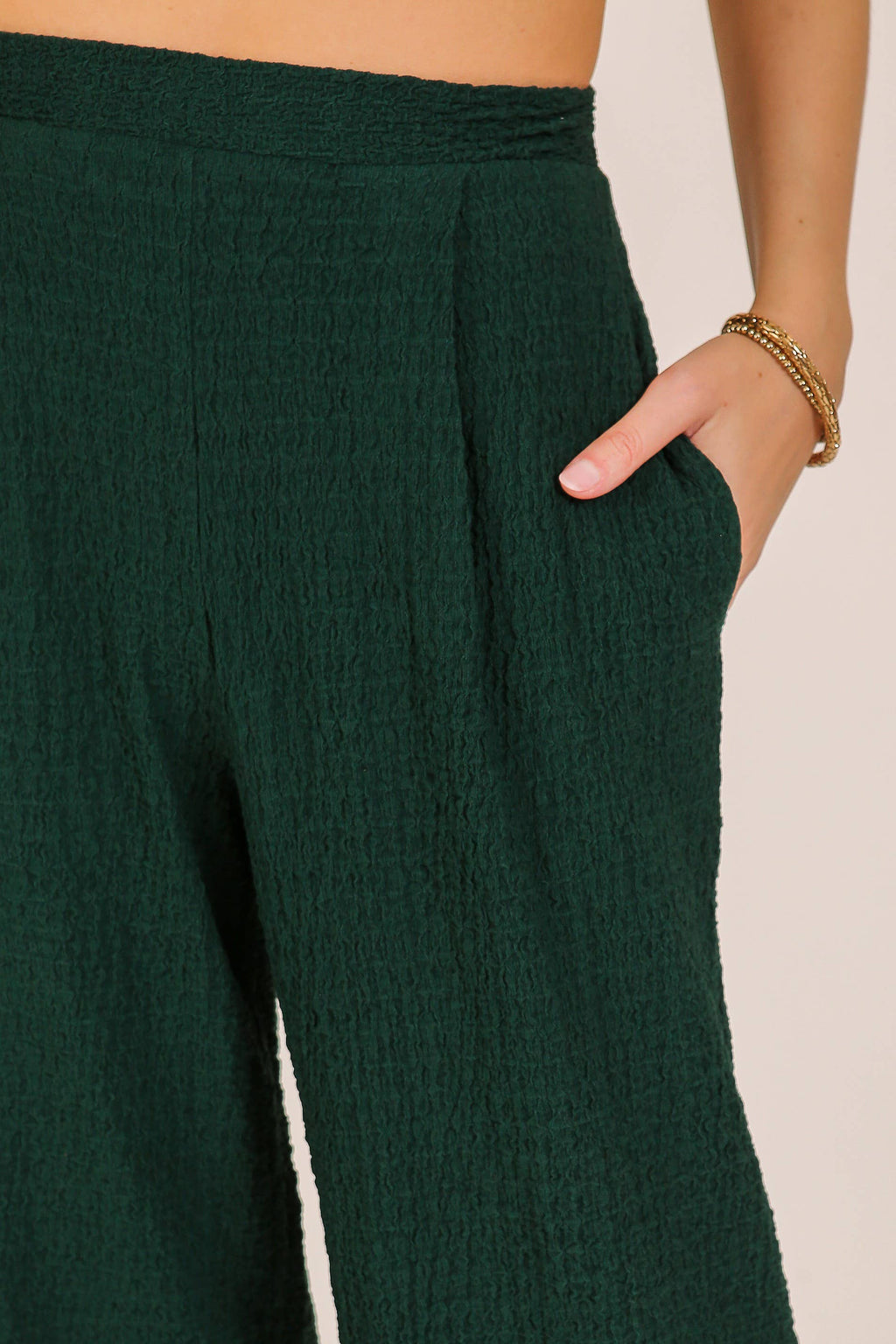 Textured Wide-Leg Elastic Waist Pants: Hunter Green