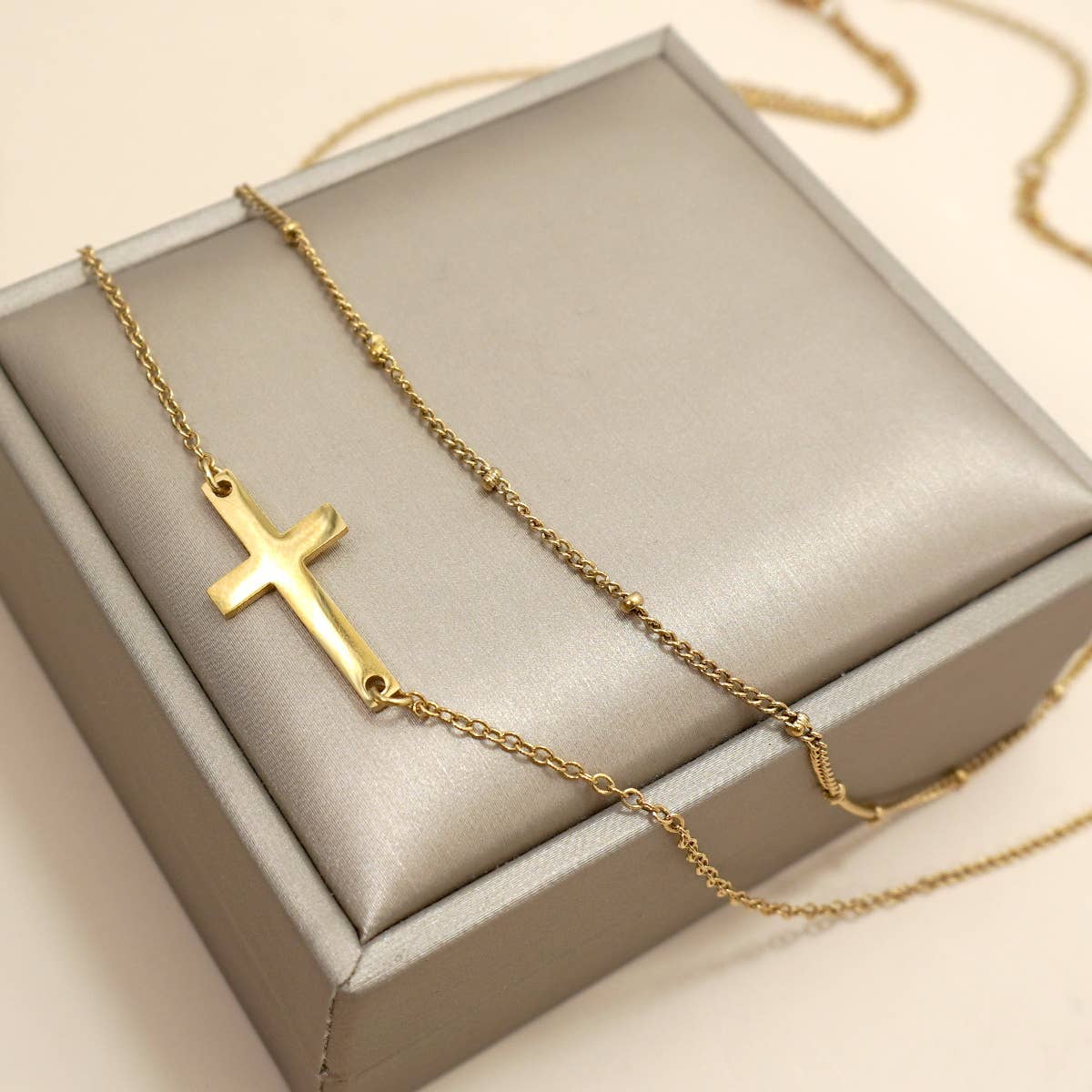 18K STAINLESS STEEL TARNISH FREE CROSS NECKLACE: GOLD
