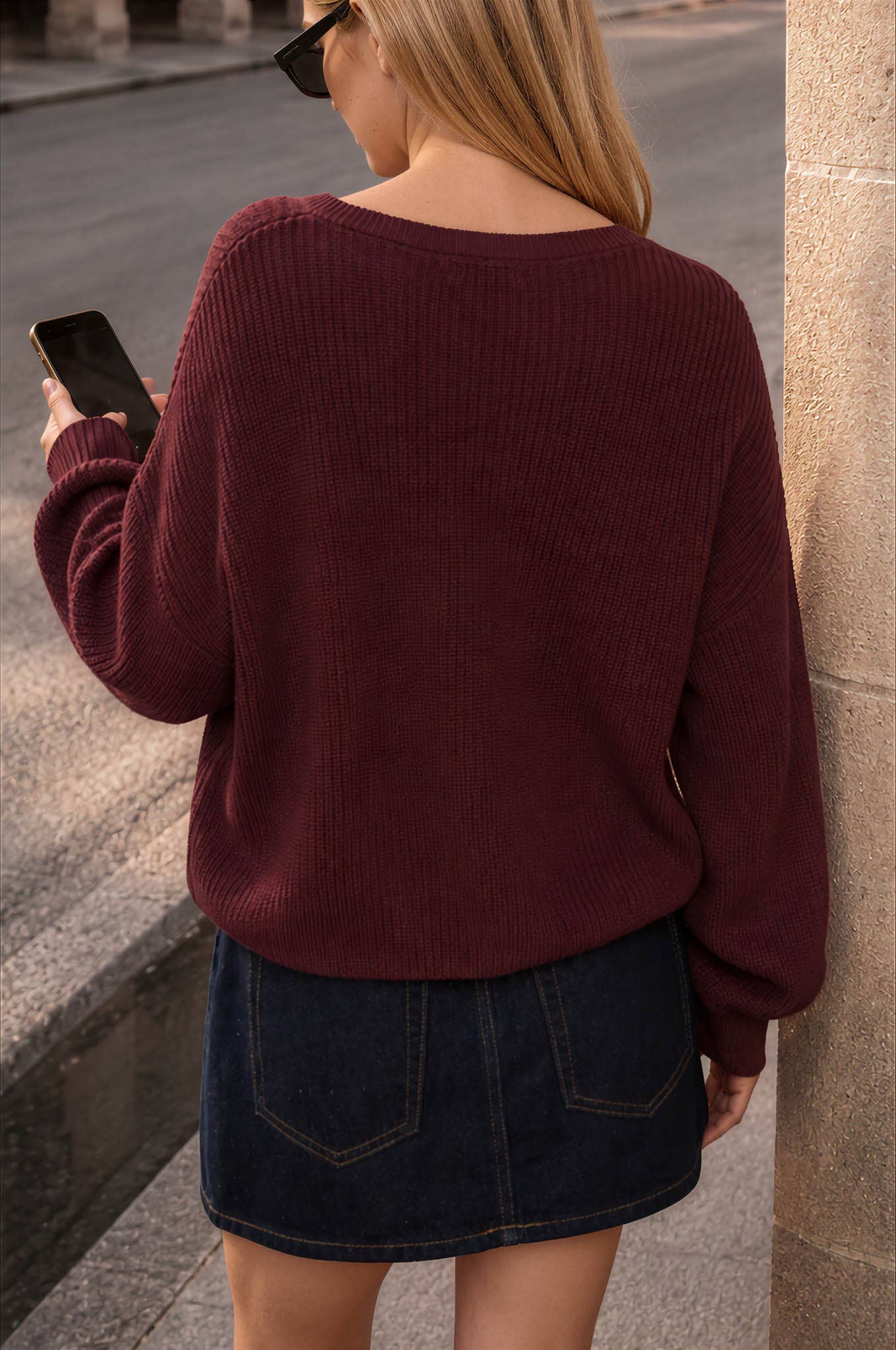 RAW EDGE LONG SLEEVE KNIT SWEATER: BURGUNDY