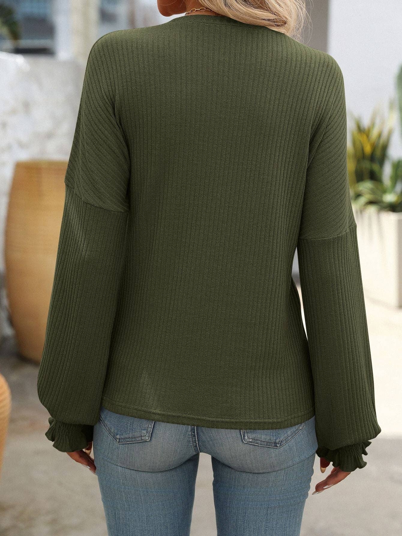 Loose Ruffle sleeved Sweater